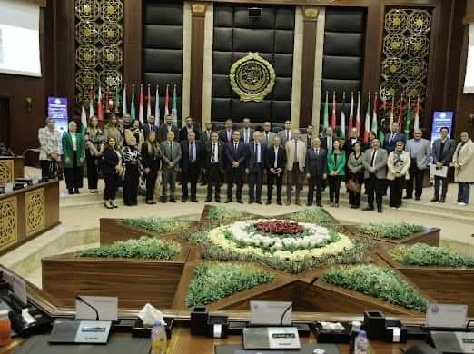 888 1 حلوان انعقاد المجلس الإستشاري لكلية الإدارة والتكنولوجيا بمقر الأكاديمية البحرية الرئيسي بأبي قير موقع في الجامعة