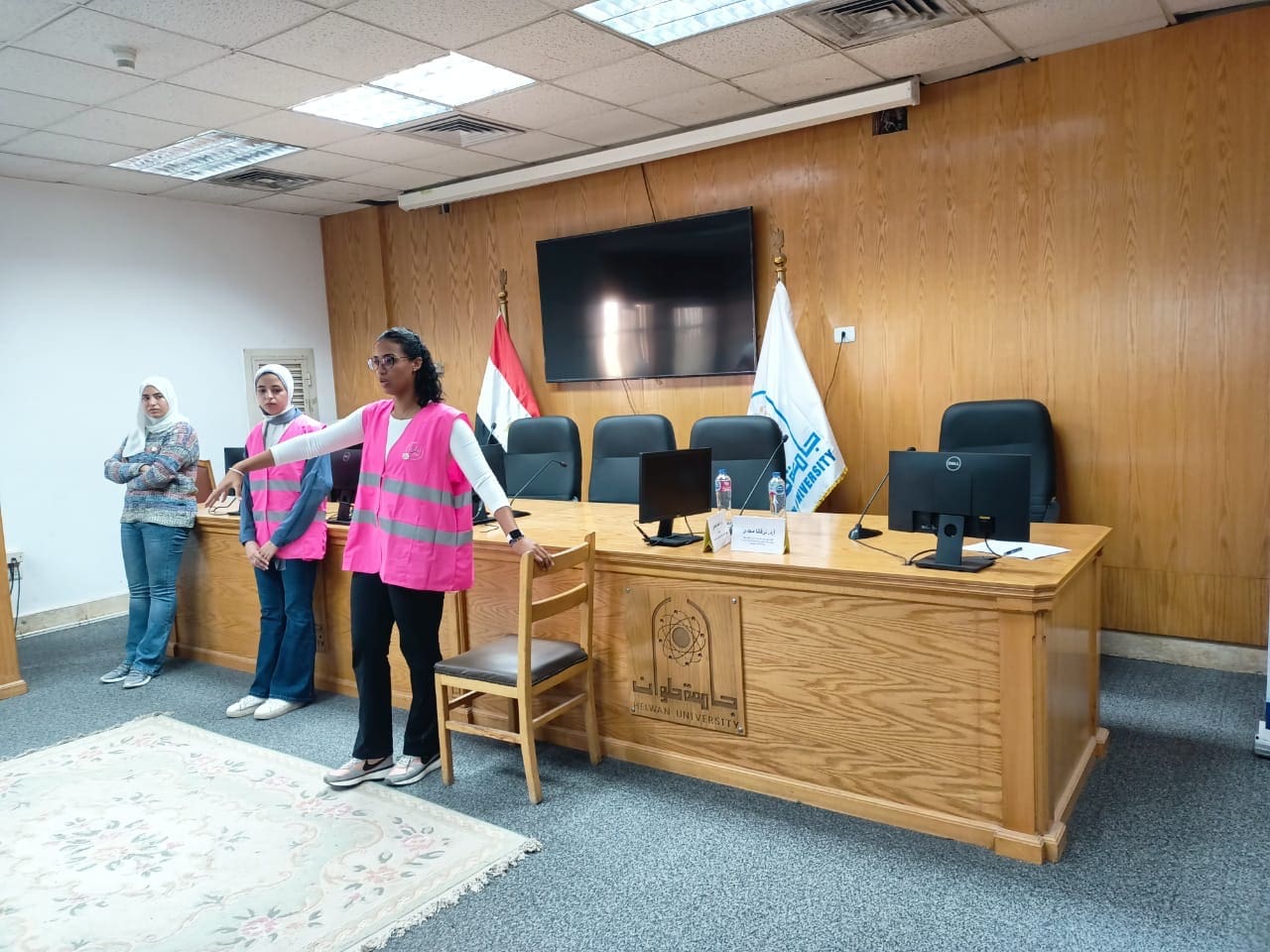 9a34fc2b 6109 44bd 9bc3 85e32d4dec2e جامعة حلوان جامعة حلوان تنظم ندوة توعوية عن سرطان الثدي.. ضمن مبادرة بداية جديدة لبناء الأنسان موقع في الجامعة