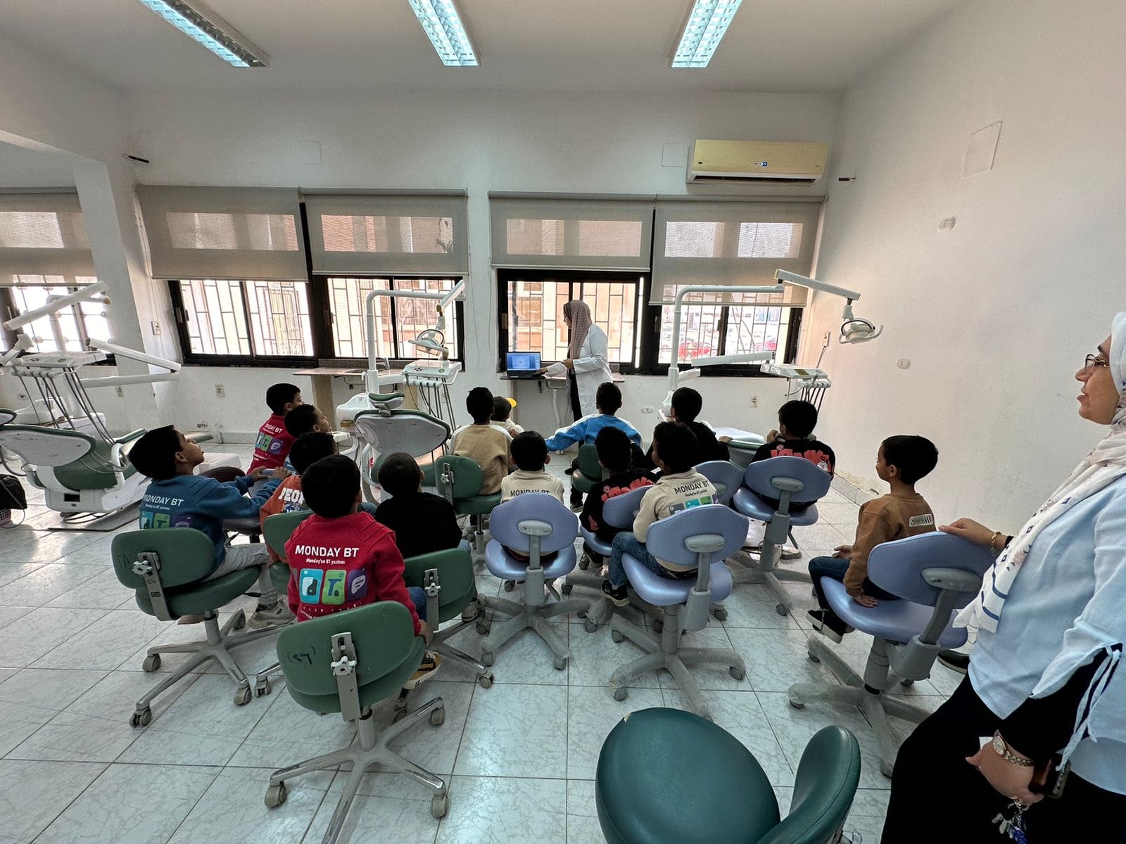 كلية طب الأسنان بجامعة قناة السويس تختتم فعاليات الأسبوع البيئي بإنجازات متميزة ومبادرات مجتمعية 1 9d635f21 5830 434c a145 6b3dcdecfd37 جامعة قناة السويس كلية طب الأسنان بجامعة قناة السويس تختتم فعاليات الأسبوع البيئي بإنجازات متميزة ومبادرات مجتمعية موقع في الجامعة