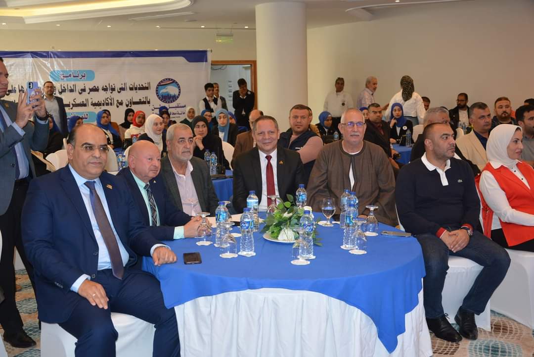 FB IMG 1731683372214 رئيس رئيس جامعة دمياط: القوة الحقيقية للدولة تكمن في جيش قوي موقع في الجامعة