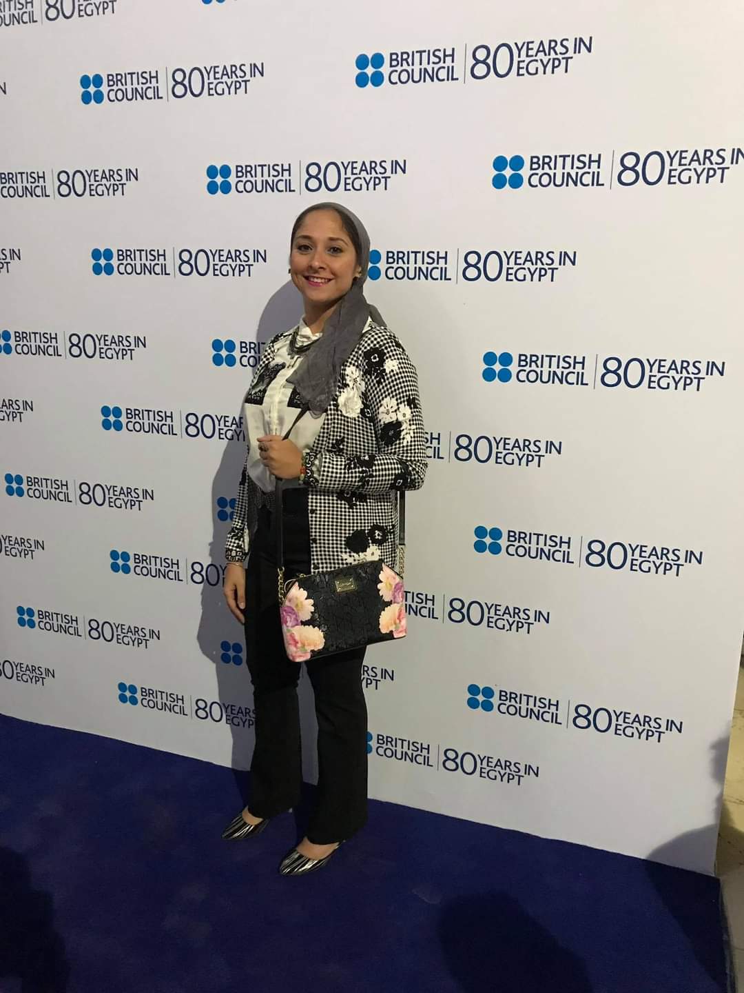FB IMG 1731783589939 طب عضو هيئة تدريس بطب عين شمس: لا يحق للطبيب الخوض في أعراض المرضى أو محاسبة تصرفاتهم موقع في الجامعة