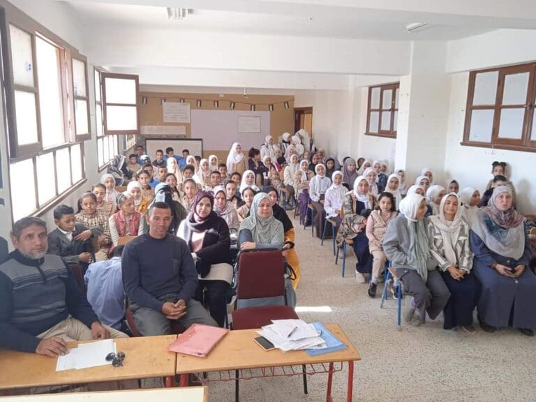لإكتشاف المواهب.. مدرسة المجمع التعليمي بالفيوم تطلق مسابقة الإلقاء والإنشاد 3 FB IMG 1732029130624 جامعة سوهاج لإكتشاف المواهب.. مدرسة المجمع التعليمي بالفيوم تطلق مسابقة الإلقاء والإنشاد موقع في الجامعة