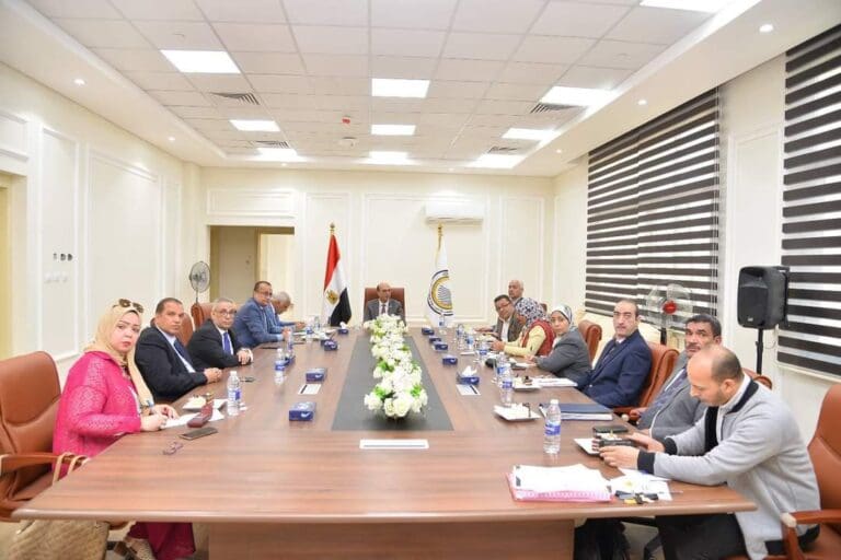 تفاصيل اجتماع المجلس الأكاديمي لجامعة أسيوط الأهلية 2 FB IMG 1732369924890 جامعة حلوان تفاصيل اجتماع المجلس الأكاديمي لجامعة أسيوط الأهلية موقع في الجامعة