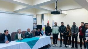 رئيس جامعة الأقصر: نقف على مسافة واحدة من جميع الطلاب لإرساء مبادئ النزاهة والشفافية والمنافسة الشريفة 2 رئيس جامعة الأقصر: نقف على مسافة واحدة من جميع الطلاب لإرساء مبادئ النزاهة والشفافية والمنافسة الشريفة