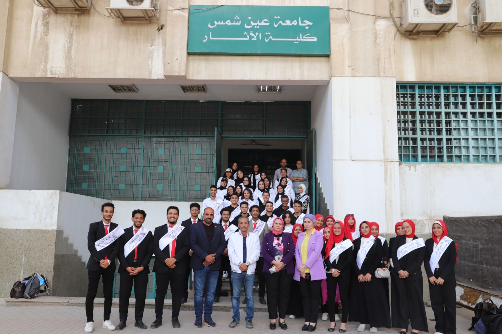 IMG 20241114 WA00441 جامعة حلوان وسط ازدحام كثيف من الطلاب.. جامعة عين شمس تطلق الانتخابات الطلابية موقع في الجامعة