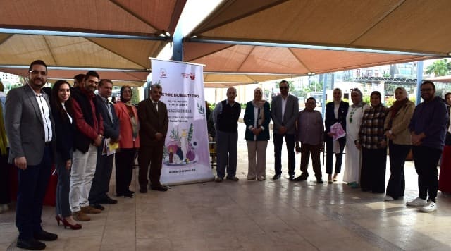 صيدلة المصرية الروسية تنظم المعرض الثالث لمستحضرات التجميل 15 IMG 20241116 WA0032 ندوة صيدلة المصرية الروسية تنظم المعرض الثالث لمستحضرات التجميل موقع في الجامعة