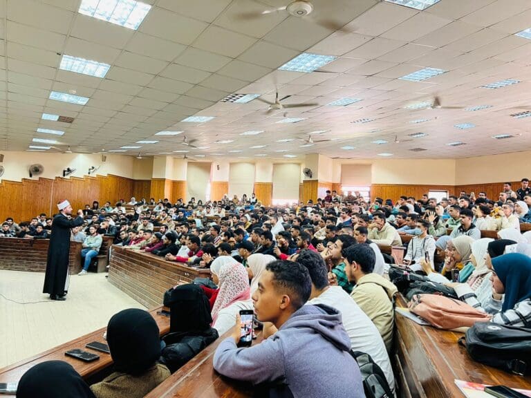 "أسرة مستقر ومجتمع آمن" ندوة توعوية بجامعة الدلتا التكنولوجية 11 IMG 20241124 WA0020 السلام "أسرة مستقر ومجتمع آمن" ندوة توعوية بجامعة الدلتا التكنولوجية موقع في الجامعة