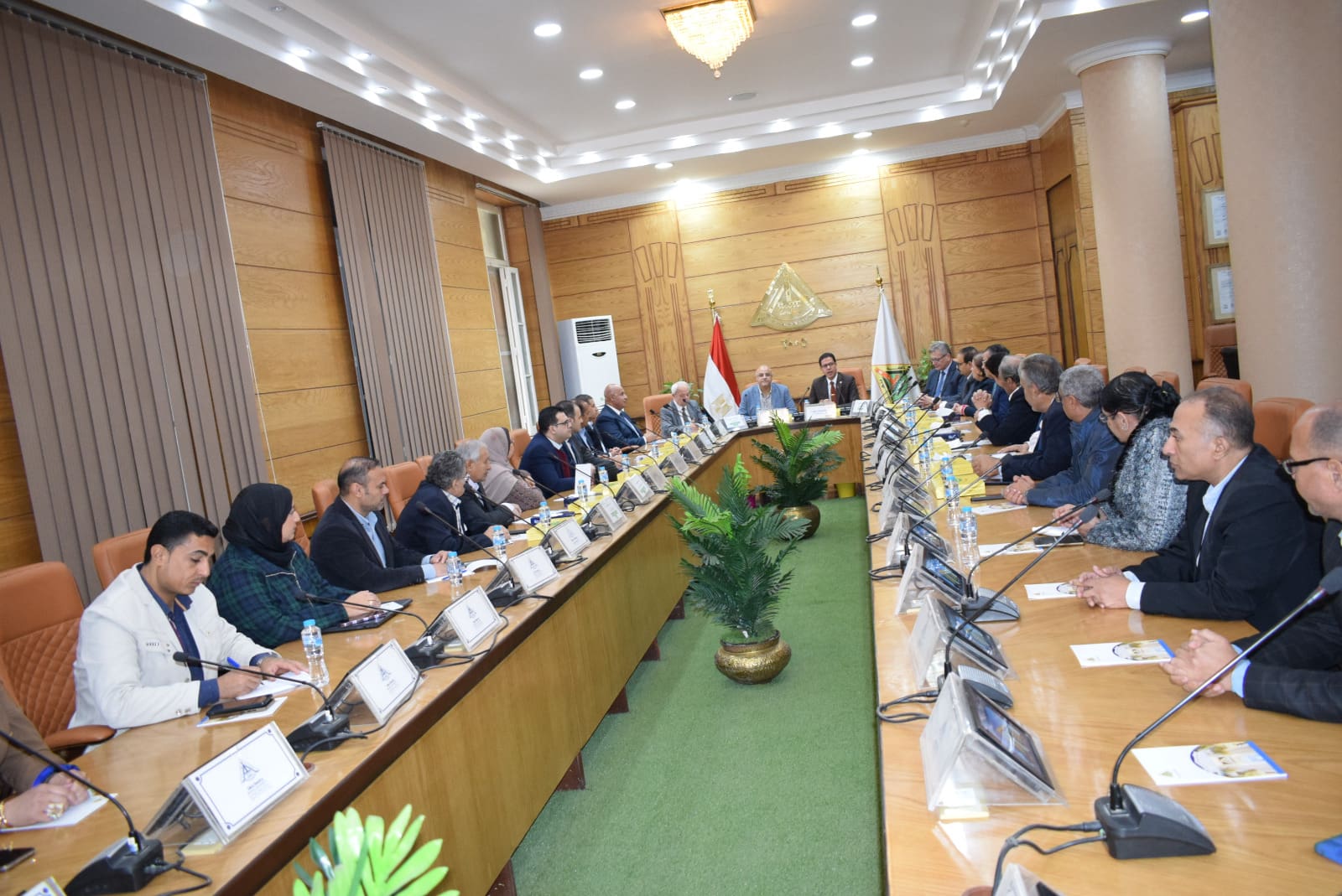 IMG 20241126 WA0058 الطالب جامعة الدلتا التكنولوجية تُشارك فى ملتقى وحدات مناهضة العنف ضد المرأة موقع في الجامعة