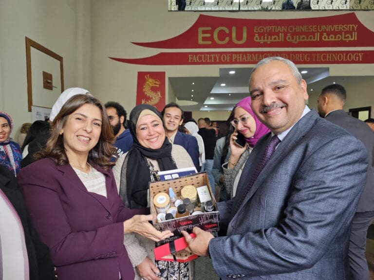 افتتاح نادي لطلاب الجامعة المصرية الصينية للتدريب على العلاج بطب الأعشاب الصيني 11 IMG 20241129 WA0012 كرة القدم افتتاح نادي لطلاب الجامعة المصرية الصينية للتدريب على العلاج بطب الأعشاب الصيني موقع في الجامعة