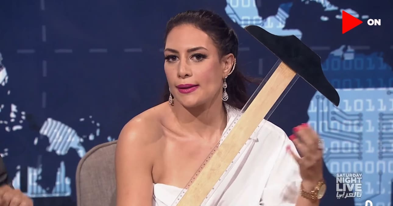 IMG 4763 الدكتور محمد عمران خريجة كلية هندسة.. قصة إيمي سلطان أكبر راقصات الشرق الأوسط موقع في الجامعة