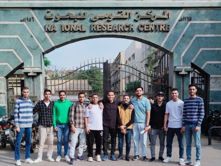 لتعرفهم على الطحالب البحرية وكيفية زراعتها فى بيئات مختلفة.. زيارة علمية ميدانية لطلاب جامعة الدلتا للبحوث 2 WhatsApp Image 2024 11 14 at 11.30.07 AM التنمر لتعرفهم على الطحالب البحرية وكيفية زراعتها فى بيئات مختلفة.. زيارة علمية ميدانية لطلاب جامعة الدلتا للبحوث موقع في الجامعة