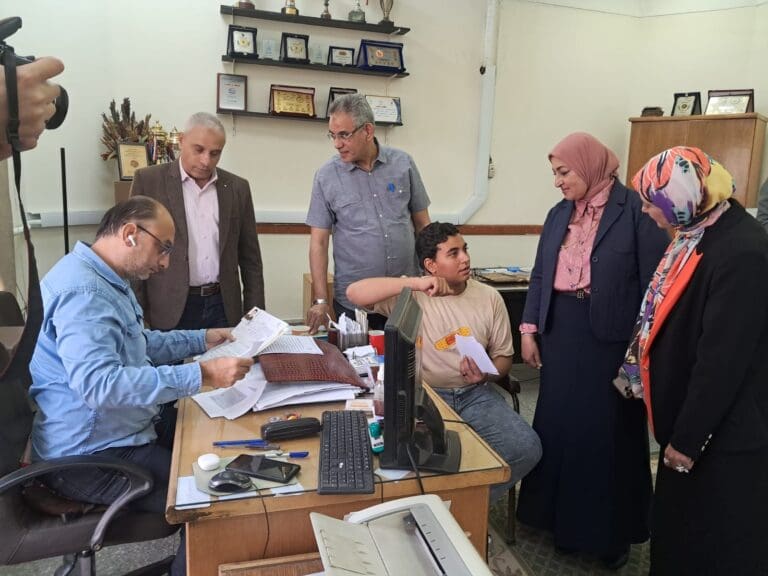 للترشح بالانتخابات الطلابية..إقبال طلاب إعلام القاهرة 3 WhatsApp Image 2024 11 14 at 11.30.43 AM التنمر للترشح بالانتخابات الطلابية..إقبال طلاب إعلام القاهرة موقع في الجامعة