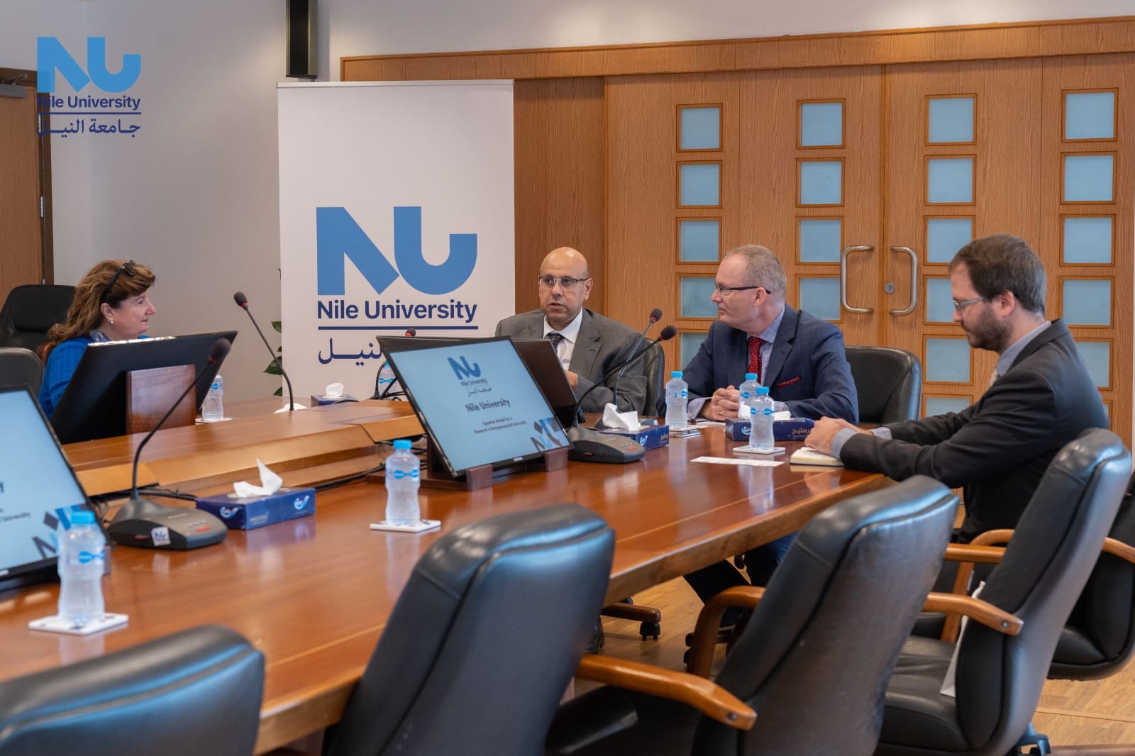 جامعة النيل تستقبل سفير جمهورية التشيك لدى مصر لبحث تعزيز الروابط التعليمية والثقافية بين الطرفين 1 WhatsApp Image 2024 11 19 at 2.38.48 PM جامعة النيل جامعة النيل تستقبل سفير جمهورية التشيك لدى مصر لبحث تعزيز الروابط التعليمية والثقافية بين الطرفين موقع في الجامعة