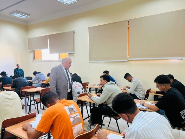 رئيس جامعة الدلتا التكنولوجية يتفقد لجان اختبارات منتصف العام 10 b36a61c2 d0f8 4d3f a3a1 2ad388e92b6b القاهرة رئيس جامعة الدلتا التكنولوجية يتفقد لجان اختبارات منتصف العام موقع في الجامعة