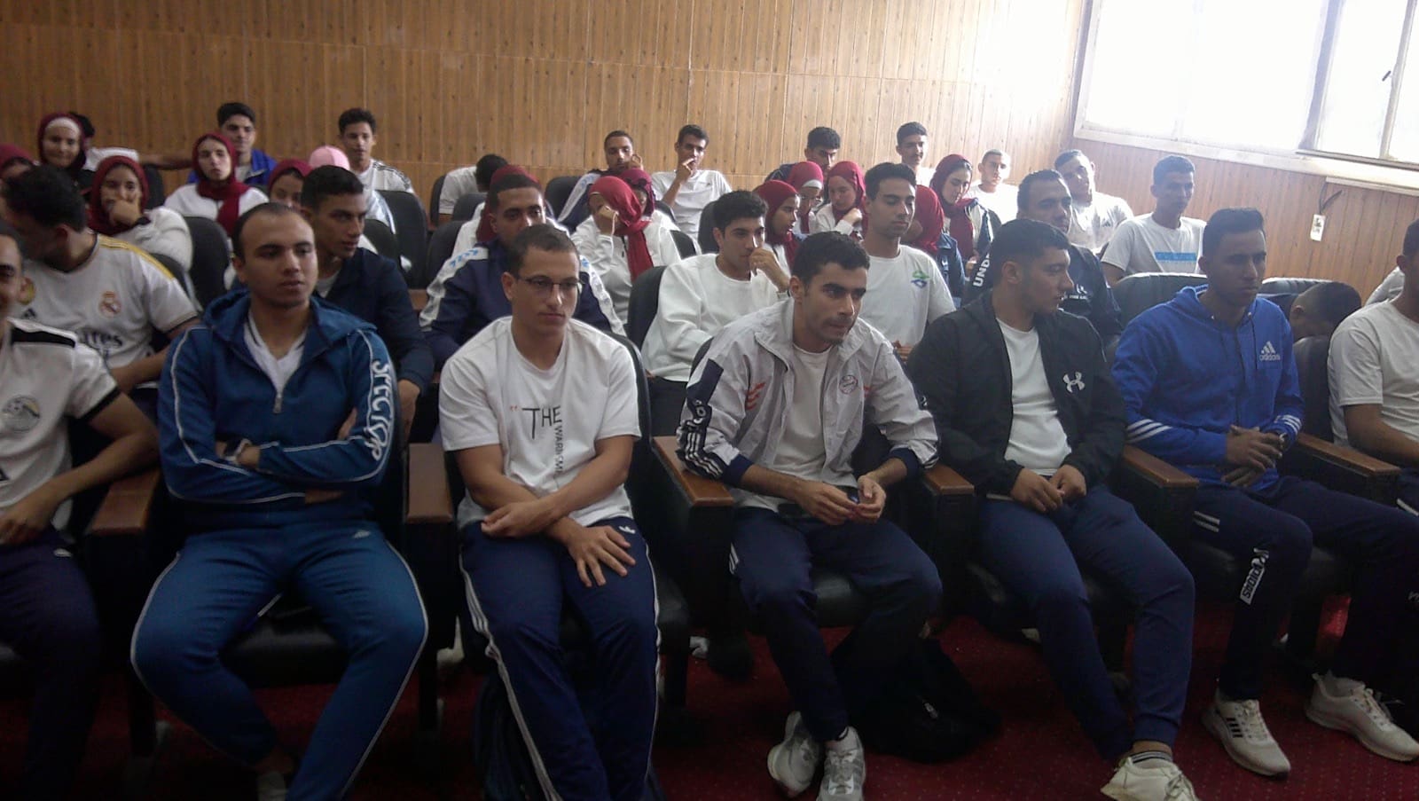 e6295989 8051 417c 8da2 ee1bf4ef2de5 جامعة حلوان جامعة قناة السويس تنظم ندوة حول أضرار التدخين والمخدرات لطلاب كلية العلوم الرياضية ضمن مبادرة "بداية" موقع في الجامعة