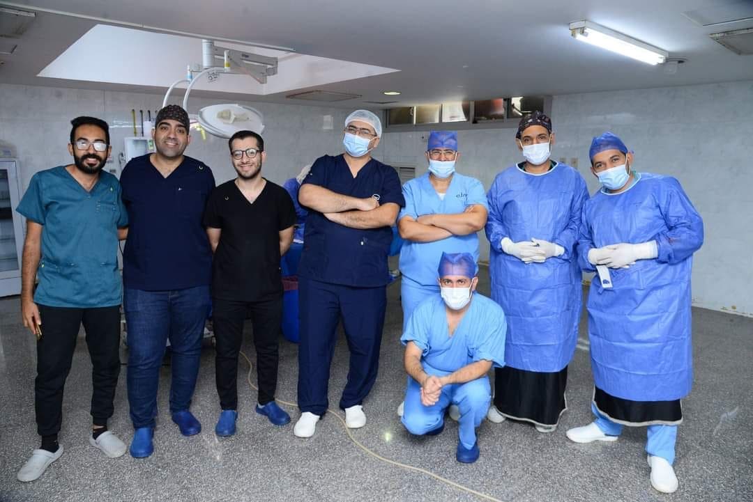 فريق طبي بجامعة أسيوط المنوفية نجاح فريق طبي في إجراء جراحة نادرة لنقل رحم فتاة تعاني من ورم بالمستقيم موقع في الجامعة
