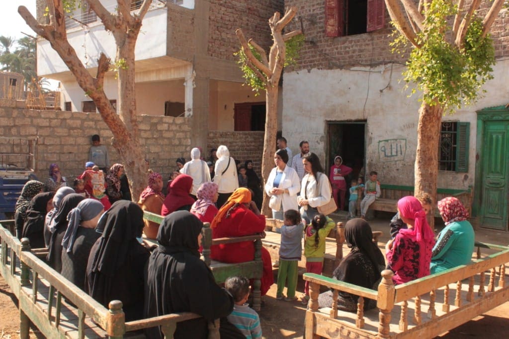 جامعة أسيوط تنظم قافلة لدعم الصحة النفسية للمرأة في (٣) من قرى محافظة أسيوط 1 قافلة طبية جامعة جامعة أسيوط تنظم قافلة لدعم الصحة النفسية للمرأة في (٣) من قرى محافظة أسيوط موقع في الجامعة