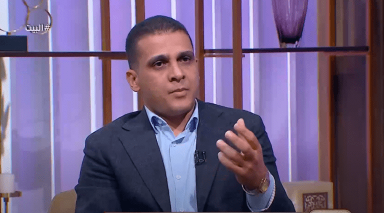 باحث بمرصد الأزهر: هذه العلامات على ابنك بداية التطرف - فيديو 3 مرصد قمة المناخ باحث بمرصد الأزهر: هذه العلامات على ابنك بداية التطرف - فيديو موقع في الجامعة
