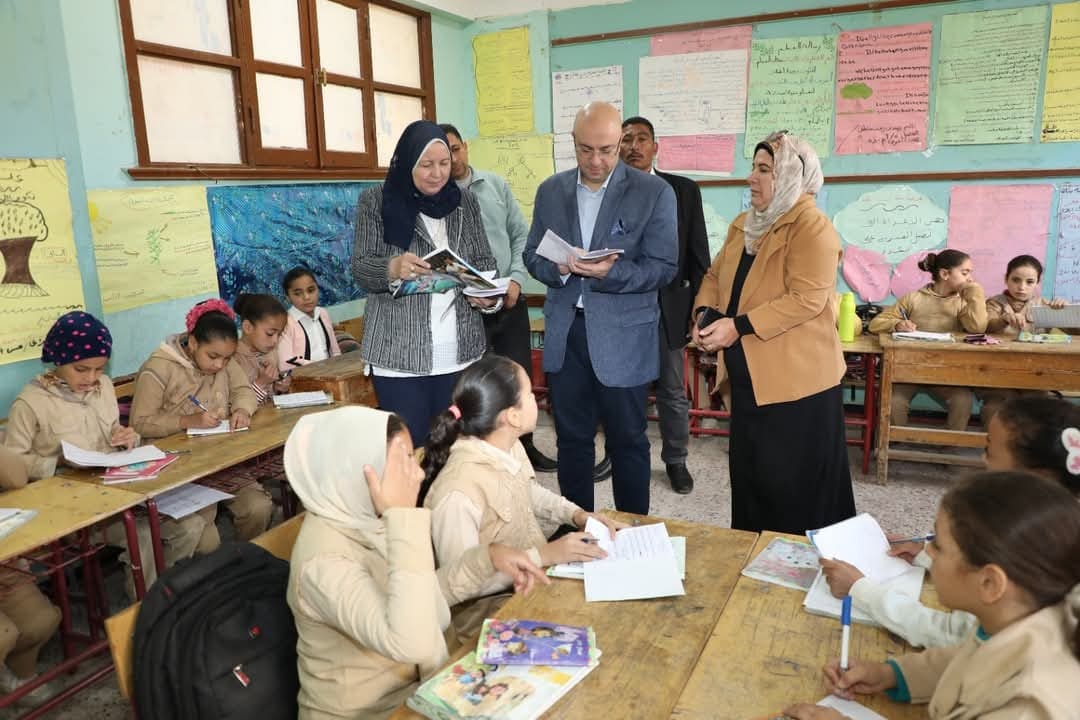 محافظ بنى سويف يتفقد مدرسة الشهيد سعيد سلامة الاعدادية المشتركة بقرية الميمون 1 15 3 محافظ محافظ بنى سويف يتفقد مدرسة الشهيد سعيد سلامة الاعدادية المشتركة بقرية الميمون موقع في الجامعة