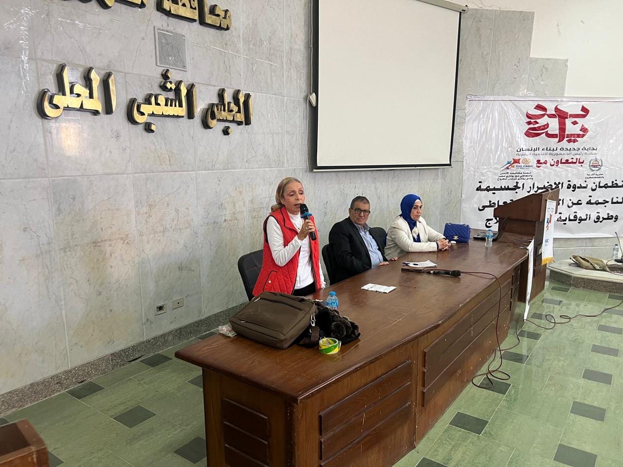 صور:تعليم مطروح تنظم ندوة لتوعية الطلاب بمخاطر التدخين بالتعاون مع نادي الروتاري 1 صور:تعليم مطروح تنظم ندوة لتوعية الطلاب بمخاطر التدخين بالتعاون مع نادي الروتاري