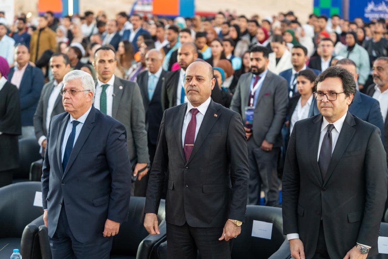 وزير التعليم العالي يشهد الحفل الختامي للمرحلة الأولى لمبادرة "تمكين" للتوعية بحقوق وواجبات الطلاب ذوي الهمم بالجامعات 1 36f2b964 8848 4333 a862 1d22d06b2e91 وزير التعليم العالي وزير التعليم العالي يشهد الحفل الختامي للمرحلة الأولى لمبادرة "تمكين" للتوعية بحقوق وواجبات الطلاب ذوي الهمم بالجامعات موقع في الجامعة
