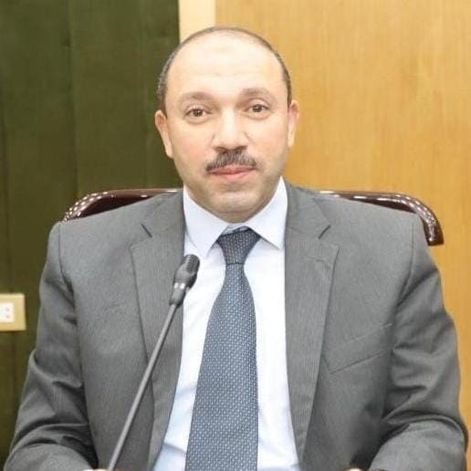 بعد تعيينه نائبا للدراست العليا لجامعة جنوب الوادى.. من هو الدكتور محمد وائل؟ 1 الدكتور محمد وائل نائبا لرئيس جامعة جنوب الوادي للدراسات العليا