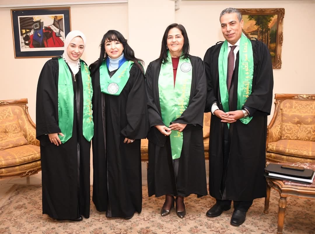 كلية الاعلام جامعة مصر للعلوم والتكنولوجيا تمنح الباحثه حبيبة زكي السعدنى درجة الماجستير بتقدير ممتاز 1 88c67c5f 540f 48ff 964b 24179fdad959 جامعة مصر كلية الاعلام جامعة مصر للعلوم والتكنولوجيا تمنح الباحثه حبيبة زكي السعدنى درجة الماجستير بتقدير ممتاز موقع في الجامعة