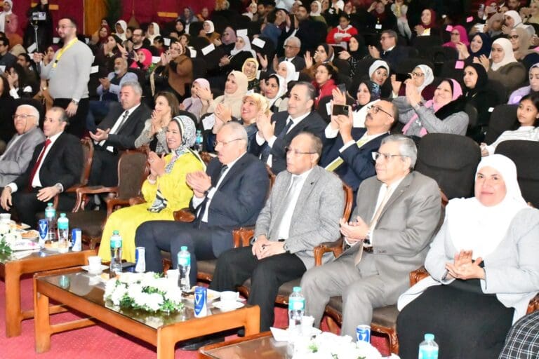 كلية طب الأسنان بجامعة قناة السويس تحتفل بحصولها على الاعتماد الثاني في حفل فني مميز 19 94ce2539 3b5d 440b 90ea 5e6550b3d40c صيدلة بني سويف كلية طب الأسنان بجامعة قناة السويس تحتفل بحصولها على الاعتماد الثاني في حفل فني مميز موقع في الجامعة