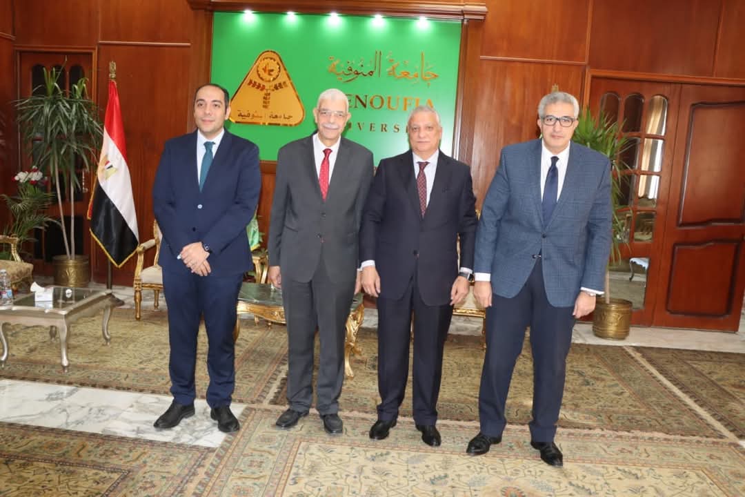 FB IMG 1733321499227 جامعة أسيوط رئيس جامعة المنوفية يستقبل أمين عام المجلس الأعلى للجامعات موقع في الجامعة