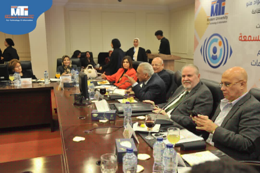 FB IMG 1735389449137 رئيس جامعة أسيوط حلقة نقاشية بمؤتمر إعلام الجامعة الحديثة تناقش أهمية الإعلام في تشكيل الصورة الذهنية موقع في الجامعة