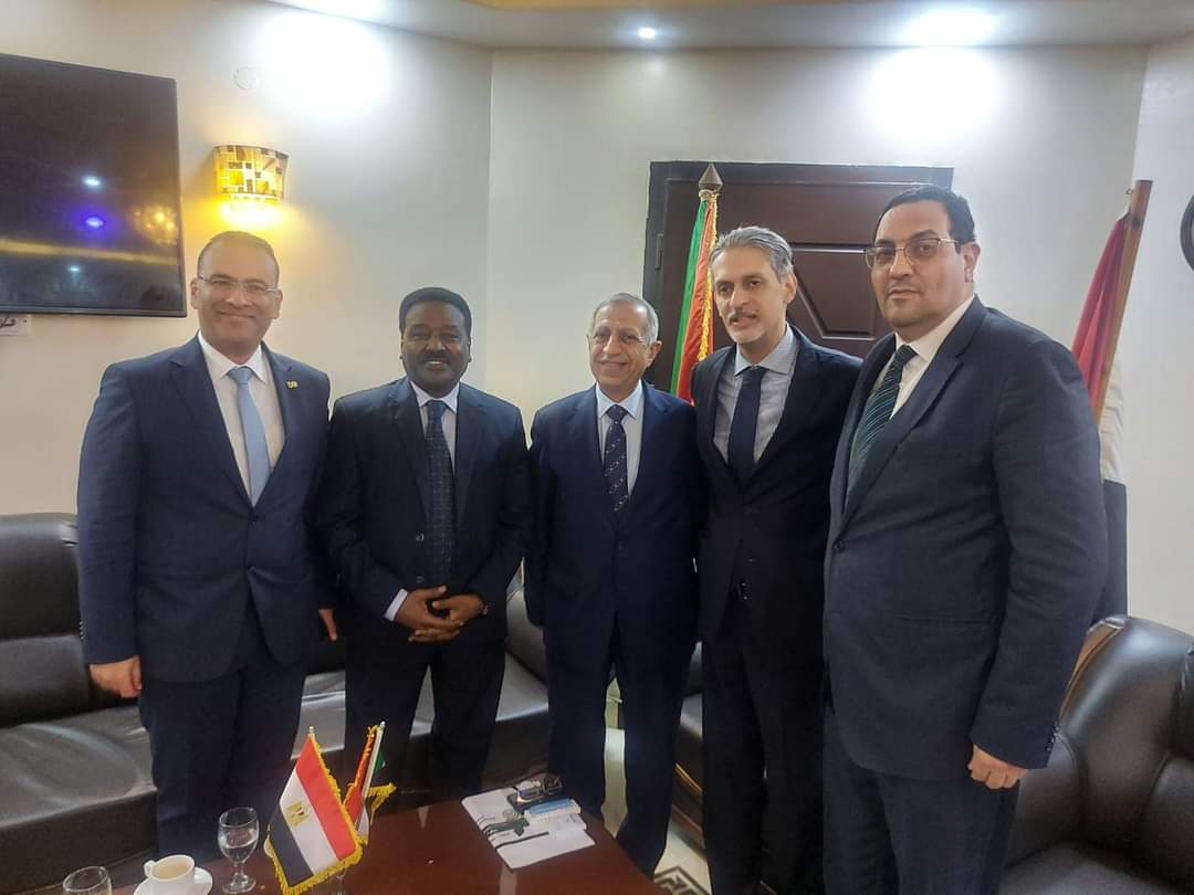 رئيس الأكاديمية العربية يزور السفارة المصرية ببورسودان لتعزيز العلاقات الثنائية 1 IMG 20241203 WA0078 رئيس رئيس الأكاديمية العربية يزور السفارة المصرية ببورسودان لتعزيز العلاقات الثنائية موقع في الجامعة