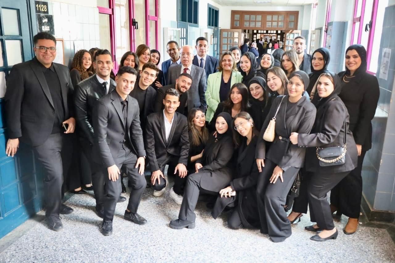 وزير الثقافة الأسبق حلمى النمنم فى زيارة لكلية إعلام جامعة ٦ أكتوبر 1 IMG 20241222 WA0125 وزير وزير الثقافة الأسبق حلمى النمنم فى زيارة لكلية إعلام جامعة ٦ أكتوبر موقع في الجامعة