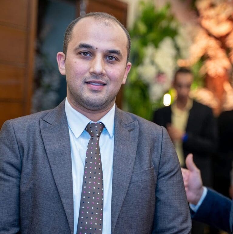 مدة العملية 11 ساعة وبمشاركة 15 طبيبا.. تفاصيل جراحة زرع يد مبتورة لمريض بقصر العينى 12 IMG 3039 صيدلة بني سويف مدة العملية 11 ساعة وبمشاركة 15 طبيبا.. تفاصيل جراحة زرع يد مبتورة لمريض بقصر العينى موقع في الجامعة