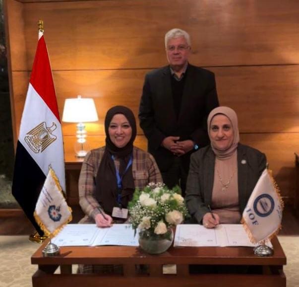 fc7a634b 91cd 494e 909a 7c20483adf18 التعليم العالى وزير التعليم العالى: توقيع بروتوكول تعاون لإنشاء مركز إقليمي لصون الحياة البحرية بالغردقة موقع في الجامعة
