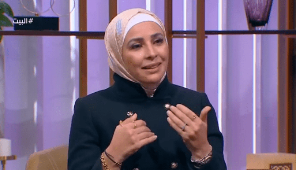استشاري الانتماء كيف نغرس حب الوطن والانتماء في قلوب أبنائنا؟ .. استشاري تربية نفسية تجيب - فيديو موقع في الجامعة