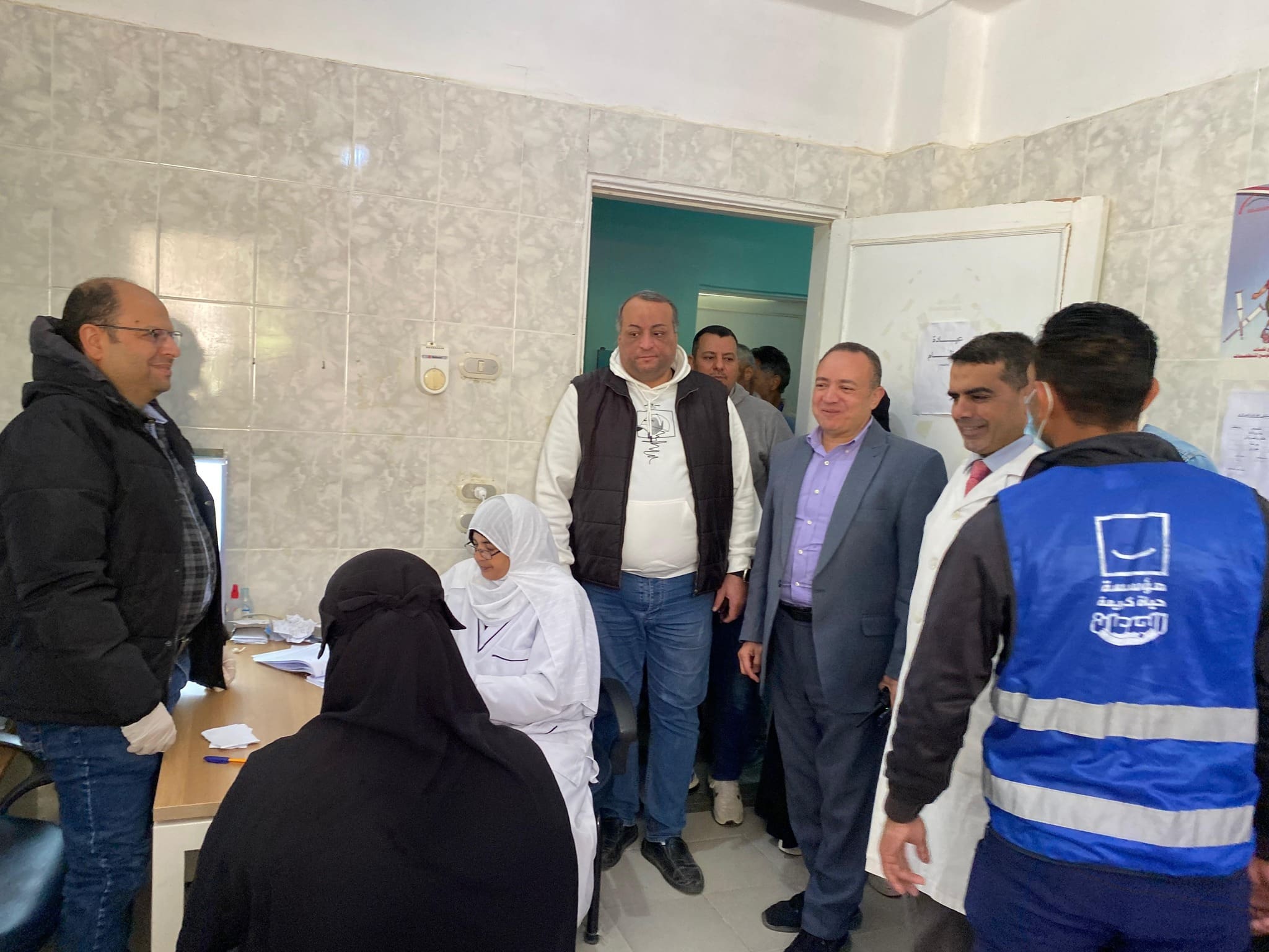 جامعة الوادي الجديد تنقلات تشمل 6 مسؤولين بالتعليم الخاص جامعة الوادي الجديد تطلق قافلة طبية للكشف على أبناء مركز الفرافرة موقع في الجامعة