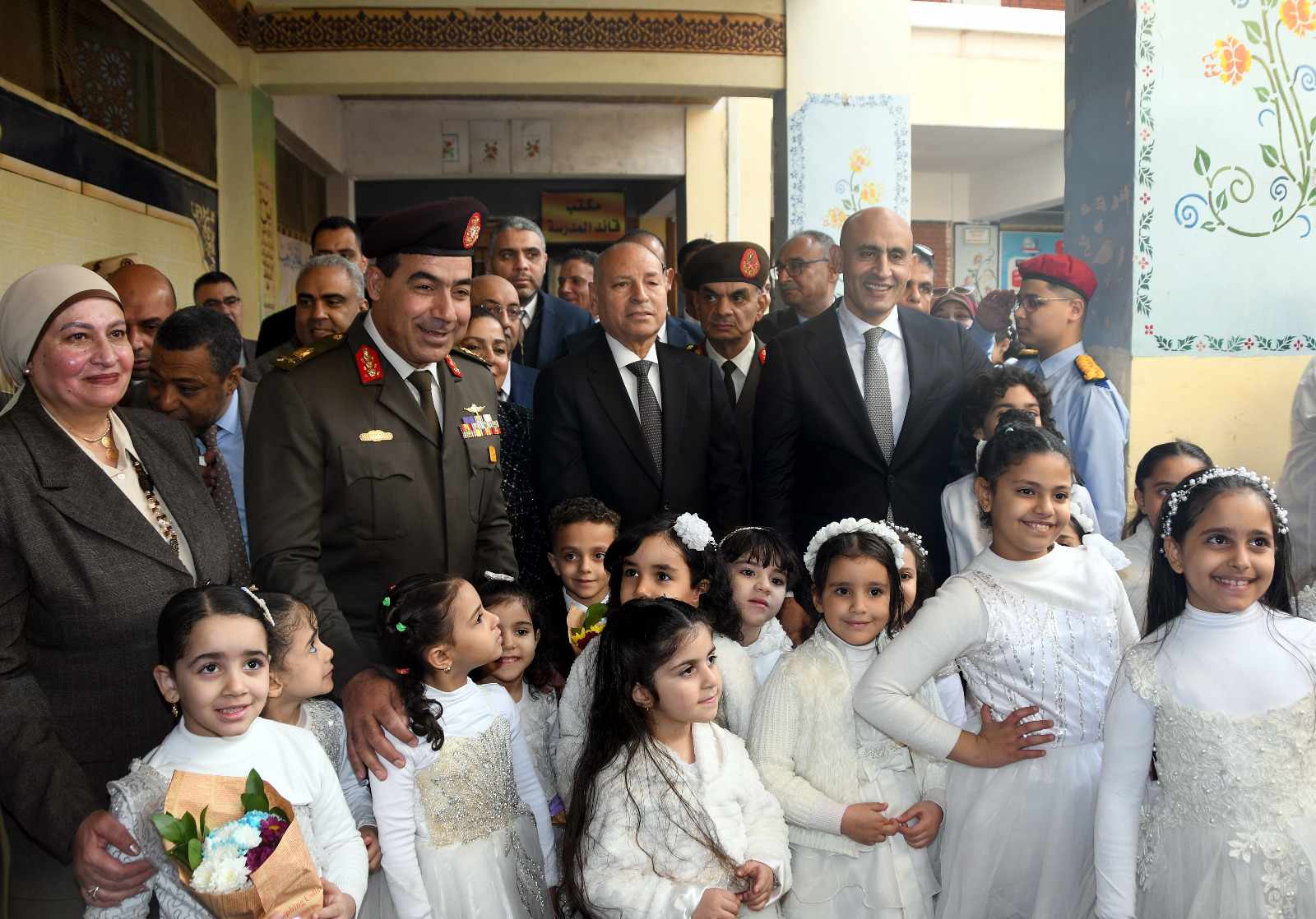 قوات الدفاع الشعبي الأكاديمية الطبية العسكرية قوات الدفاع الشعبي تنظم زيارة لمدرسة الشهيد أحمد أبوبكر بإدارة السلام التعليمية بالقاهرة موقع في الجامعة