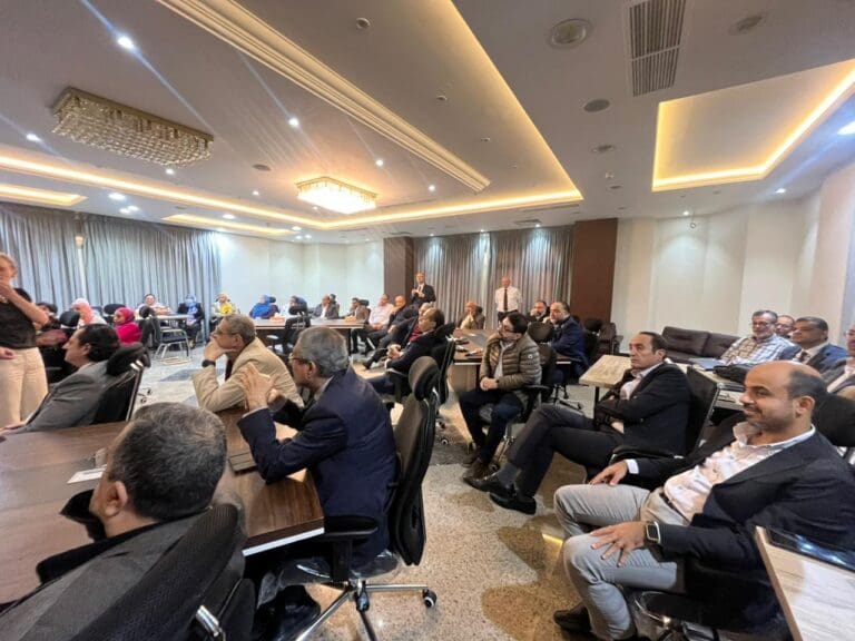 ورشة عمل للتدريب على امتحانات الزمالة بالتعاون بين قسم الجراحه العام قصر العيني وكلية الجراحين بإدنبرة 22 ورشة عمل بطب قصر العيني صيدلة بني سويف ورشة عمل للتدريب على امتحانات الزمالة بالتعاون بين قسم الجراحه العام قصر العيني وكلية الجراحين بإدنبرة موقع في الجامعة