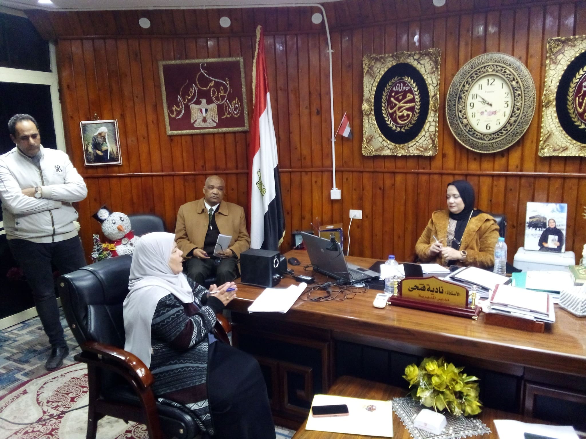 وكيل مطروح عبر الفيديو كونفراس مطروح عبر تطبيق"زووم"..وكيل تعليم مطروح تشدد على مديروا الادارات للاستعداد لامتحان الفصل الدراسي الأول موقع في الجامعة