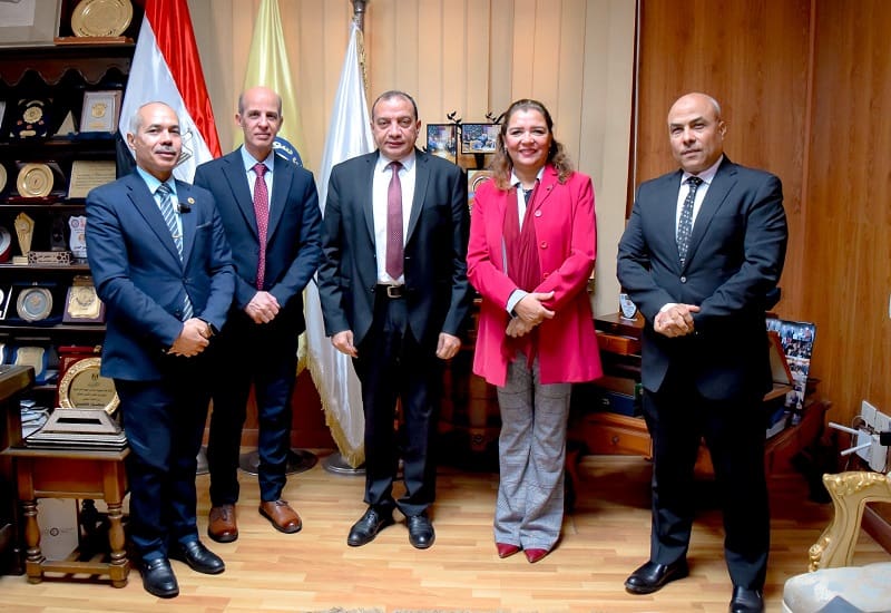 145 3 2 العنف ضد المرأة رئيس جامعة بني سويف يستقبل رئيس أكاديمية الفنون موقع في الجامعة