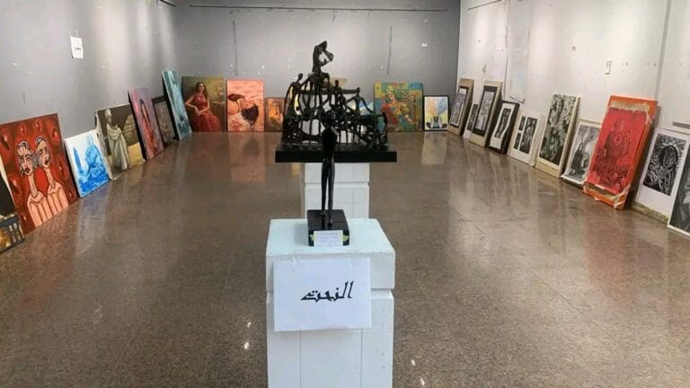 الانتهاء من الأعمال الفنية المشاركة في مهرجان إبداع النسخة الثالثة عشر بجامعة الأقصر 19 1735893049055 عين شمس الانتهاء من الأعمال الفنية المشاركة في مهرجان إبداع النسخة الثالثة عشر بجامعة الأقصر موقع في الجامعة