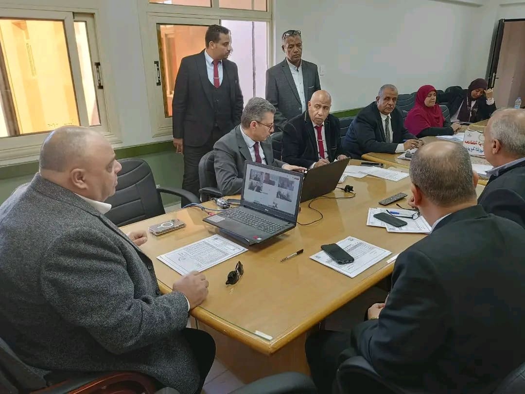 لمتابعة الامتحانات.. غرفة عمليات منعقدة منذ الصباح الباكر فى الوادى الجديد 1 1736683028451 الصباح لمتابعة الامتحانات.. غرفة عمليات منعقدة منذ الصباح الباكر فى الوادى الجديد موقع في الجامعة
