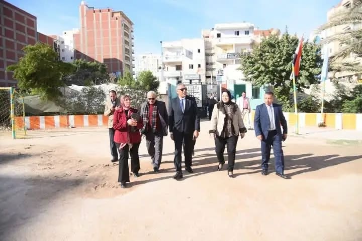 سكرتير عام محافظة مطروح يطمئن على طلاب الشهادة الإعدادية.. ووكيل التعليم: لا شكاوي ولا معوقات 1 1737194277579 الشهادة الإعدادية سكرتير عام محافظة مطروح يطمئن على طلاب الشهادة الإعدادية.. ووكيل التعليم: لا شكاوي ولا معوقات موقع في الجامعة