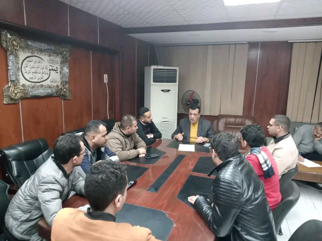 1737293491448 الإعدادية على هامش 22 ألف معلم.. وكيل تعليم سوهاج يلتقي عدد من المعلمين العاملين بالحصة في الإدارات موقع في الجامعة