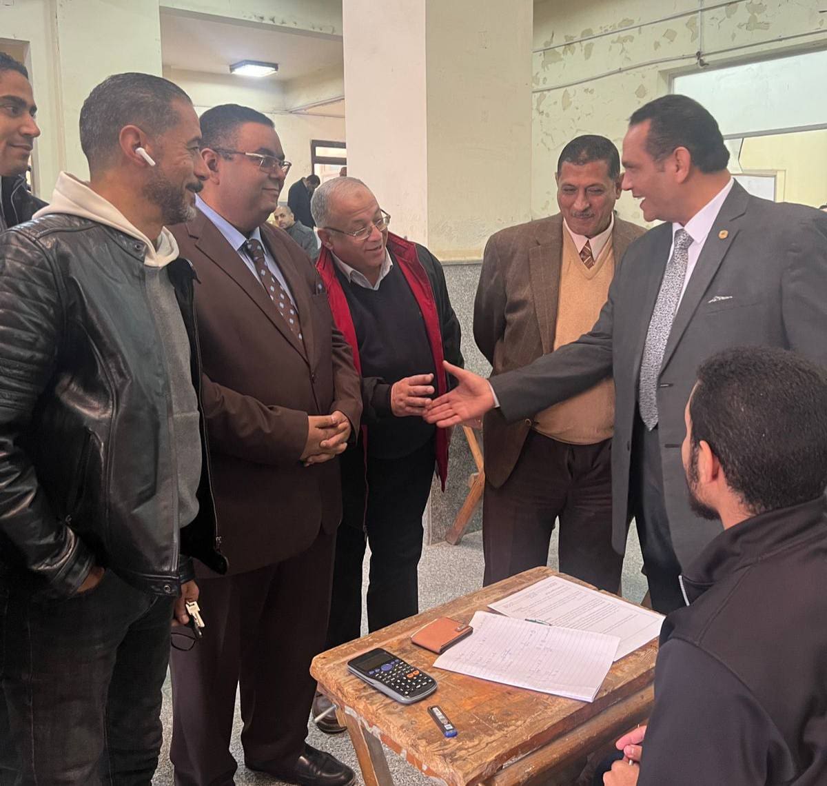 473286351 1043403411159718 4793758411880533670 n ورشة نائب رئيس جامعة الأزهر يتفقد لجان امتحانات كلية العلوم للبنين بالقاهرة موقع في الجامعة