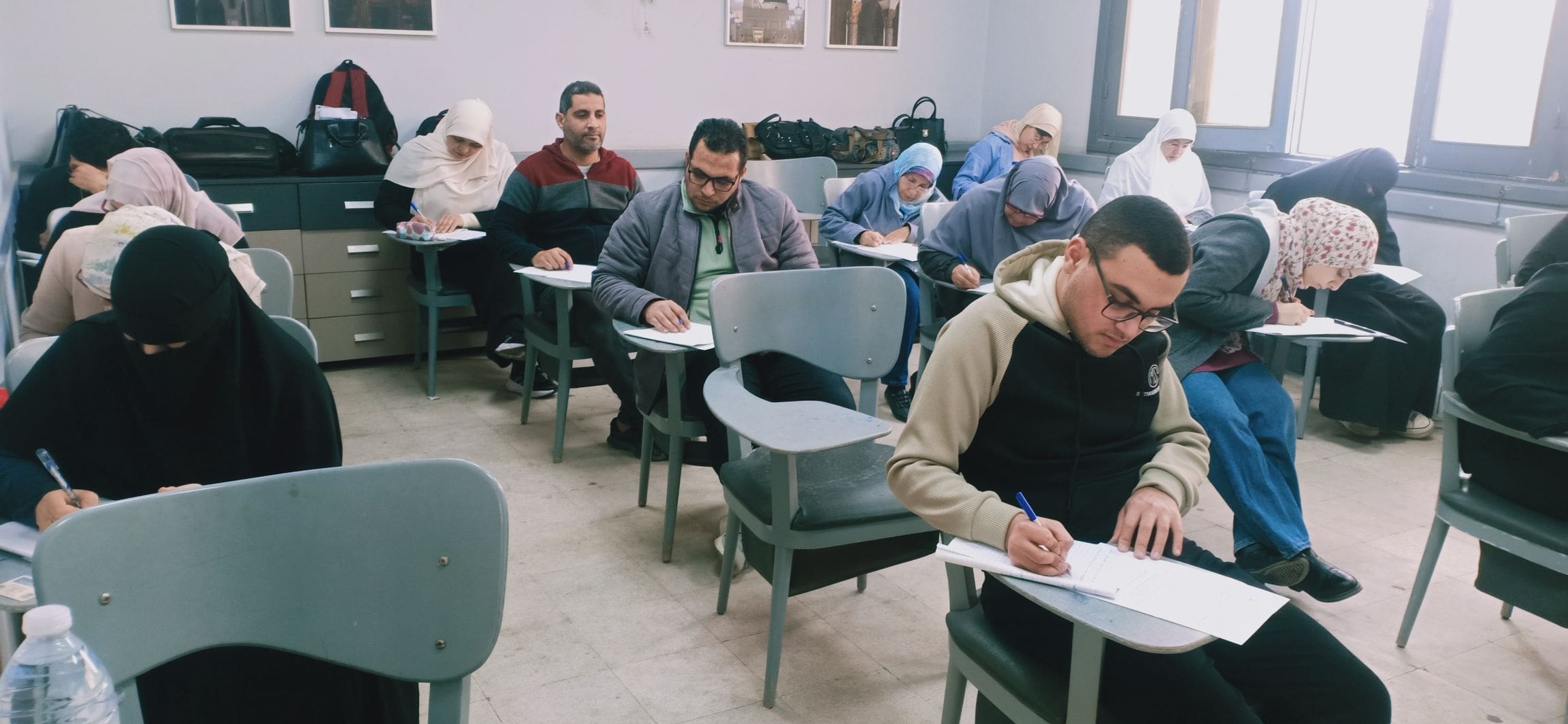 475439469 1145530770912768 5627144269249184358 n جامعة أسيوط انطلاق أول أيام اختبارات البرنامج الدولي لإعداد معلمي الناطقين بغير العربية بالأزهر موقع في الجامعة
