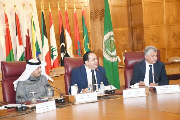 بحضور شخصيات عربية ومصرية.. جامعة الدول تستضيف احتفالية اليوم العربي لمحو الأمية 20 5ec412b6 bd14 4229 af7b 0d6e28032780 صحيفة بحضور شخصيات عربية ومصرية.. جامعة الدول تستضيف احتفالية اليوم العربي لمحو الأمية موقع في الجامعة