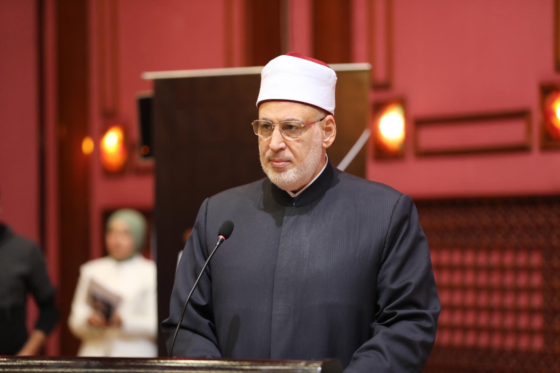 وكيل الأزهر ينعي الدكتور محمد عبد الحليم : إلى متى ستظل العصبية الجاهلية تقتل أبناءنا؟ 1 70557103 683d 4f40 8da3 93563b640631 وكيل الأزهر وكيل الأزهر ينعي الدكتور محمد عبد الحليم : إلى متى ستظل العصبية الجاهلية تقتل أبناءنا؟ موقع في الجامعة