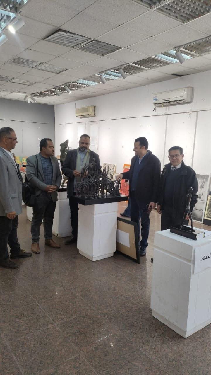 الانتهاء من تحكيم الأعمال الفنية المشاركة في مهرجان إبداع النسخة الثالثة عشر في مجال الفنون التشكيلية 21 FB IMG 1735842888543 عين شمس الانتهاء من تحكيم الأعمال الفنية المشاركة في مهرجان إبداع النسخة الثالثة عشر في مجال الفنون التشكيلية موقع في الجامعة