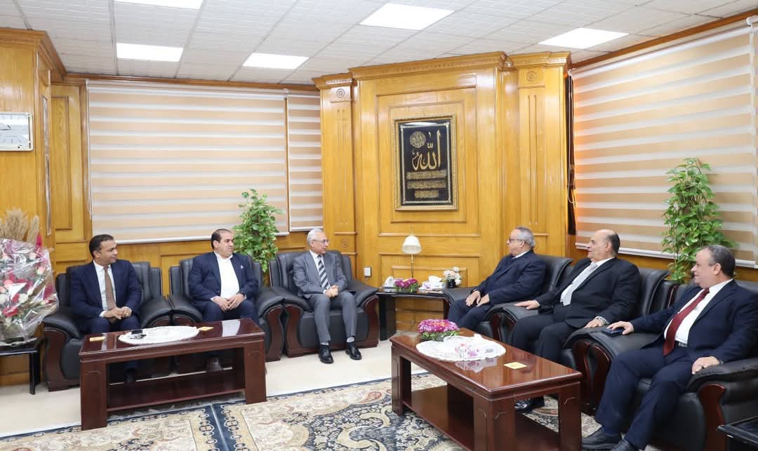 FB IMG 1736604939387 طقس الإثنين 13 يناير رئيس جامعة المنيا يستقبل مدير مكتبة الإسكندرية.. ويؤكد: منارة ثقافية محلياً وعالمياََ موقع في الجامعة